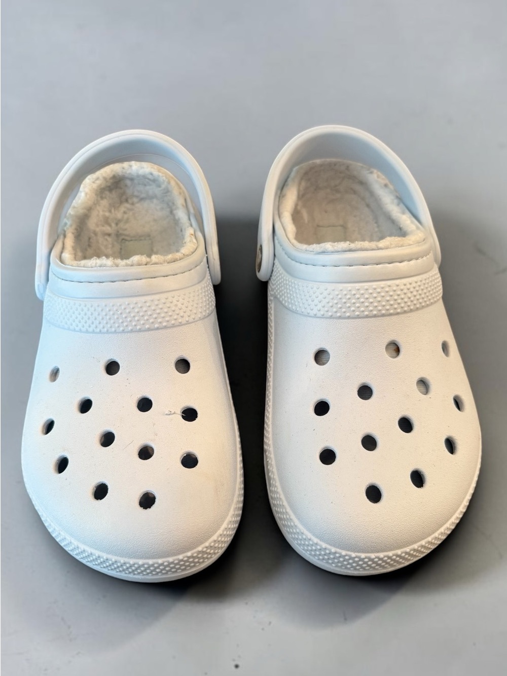 Crocs Women's Clogs 7 Classic Faux Fur Lined Light Blue Casual Nursing Comfort